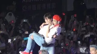 [4K] 190320 LOVEYOURSELF 콘서트 홍콩 Anpanman - BTS JUNGKOOK focus 방탄소년단 정국 직캠