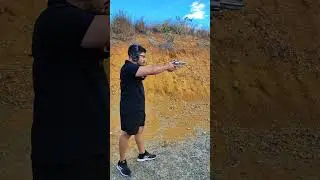 Atirando com o Revolver Taurus RT 838 38 #Shorts
