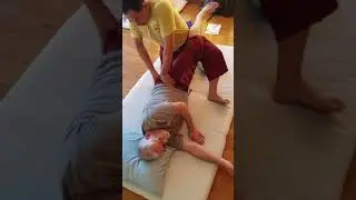 Avena 'Mind & Body' - Suriyan's Advanced & Stretches Thai Massage - Day 4 Pt 4