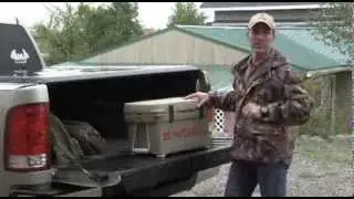 Engel Cooler Hunting video