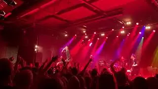 05.05.2022: Suede &ndash; Saturday Night: Posten - Odense