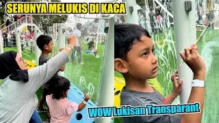 Serunya Melukis di Kaca Menggunakan Kuas dan Cat Air di Playground Dusun Bambu Lembang