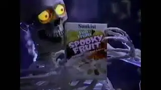 Sunkist Fun Fruits Spooky Fruit Snacks Halloween Ad (1988)