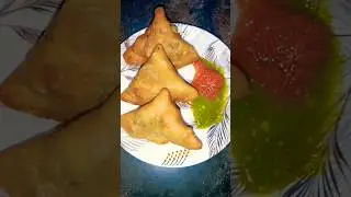 Samosa #shorts #ytshorts #pinkirani #viral shorts #food #viralvideo #food#foodie.