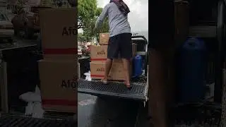 Unloading a 3Phase Grid-Tie Inverter #JHElectricalPlusSolar #SolarPVDesign #SolarInstallation