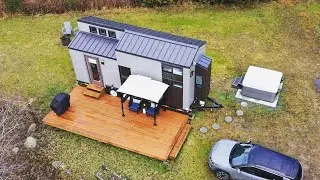 Amazing Spacious Frolander Bay Resort Tiny Home has Beautiful Views