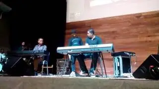 JAMAL HARTWELL IN BRAZIL - Playing with the Yamaha Motif XS8 (English Subtitle)