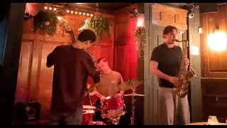 Tiny Dot: UK Jazz Trio