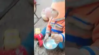 Gana sun bhi rha hai gaa bhi rha gana #cutebaby   #drama #cute
