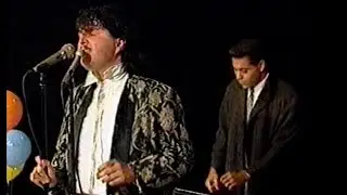 Worst or best 80s synth-pop duo ever?! 1987 talent show San Diego, Tapestry Blu