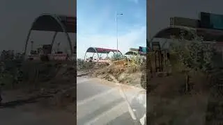 Crossing Toll Plaza Karachi in The Bus| Toll Plaza Karachi| Karachi Toll Plaza on Highway