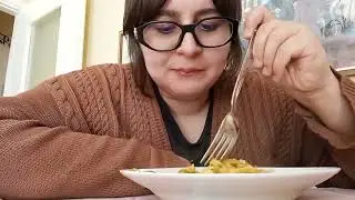 MUKBANG - egg pasta with tomato sauce + pear🍐