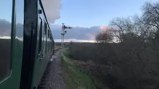 SR U Class &lsquo;31806&rsquo; on its final climb of the day up corfe bank