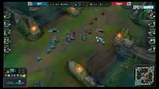Faker so fast the game animation bugs out