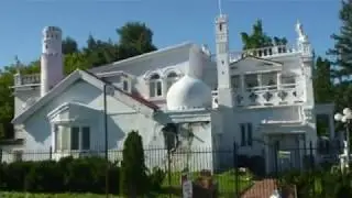 Toronto's 'weird' crumbling castle-home sells for $760K
