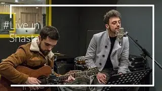 Shinova - El trayecto natural + entrevista + Un beso y una flor (Live in Shasta)