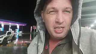 Взял трёх таек в Паттайе и повез в Исан