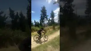 Christchurch Adventure Park choir boy jumps #sigma #fyp #downhillmtb #downhill #commencalbikes