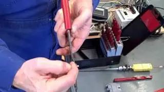 Shortening a machine screw