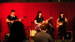 The Velveteens - Simply Plain Mary Jane