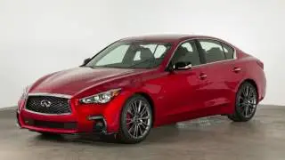 INFINITI Q50 2018 года &mdash; дистанционный запуск двигателя (при наличии)