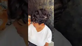 I&rsquo;m obsessed🔥 #thecutlife #curlcut #shorthair #hairstylist #pixiecut #pixie #shorthairstyle #live