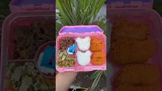 Dinar's school lunch is super delicious. Is there anyone else who has the same lunch as Dinar? #s...