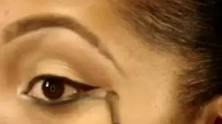Neutral eye with a Pop of Color