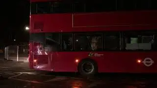 Bus Manoeuvres III(a) - managing the turn on Calvert Avenue 31 October 2020