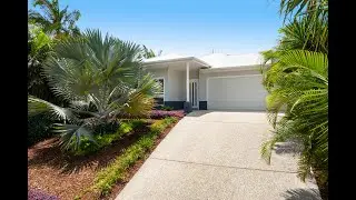 4 Riviera Crescent, Peregian Springs