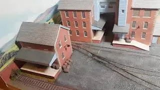Small OO gauge layout test on DC