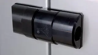 Armadlock instalacja na drzwiach tylnych
