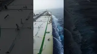 Why Is There Water Inside Big Ships In The Sea #facts #shorts
