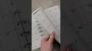 Flipping through the yearly 2023 planner printable