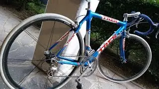 Trek da corsa in carbonio  da 7500 euro rimontata e rimessa a nuovo totale.