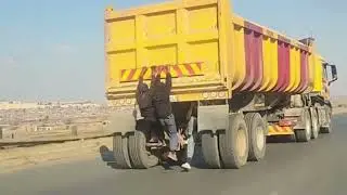 DRIVER FAILS SOUTH AFRICA #baddrivers #baddriving #southafrica #carcrash #fails #fail #funny