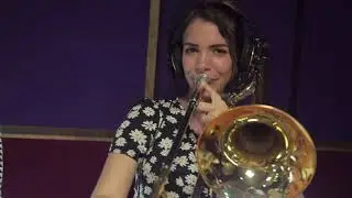 Divina Banda - Baila Conmigo