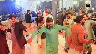 Dooron Dooron Sanu Tarsandy Ho || New Year 2026 Show Nawab Hotel Multan || Singer Tanveer Anjum