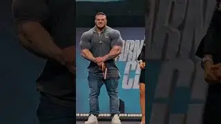 @NickWalker39 🥶 the power of gym ☠️ the champion trofi 🏆