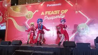 Modern Chinese Opera Dance 
