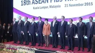 Premier Li attends ASEAN-China, Japan, S.Korea leaders' meeting