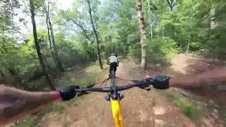 DH6 mountain bike trail chasing Tim &ndash; Lake Leatherwood