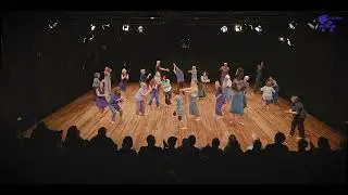30 anys | Atotaixodansa, Viviane Calvitti, Fàtima Campos Trepat - 30 voltes