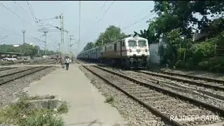 MEGA OFFLINK HWH WAP7(#30621) WITH BHAGIRATHI EXPRESS (LGL-SDAH) SKIPPING THROGH TITAGARH