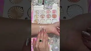 Swatches that speak for themselves 💥