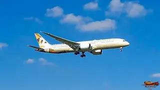 Etihad Airways Boeing 787-9 Dreamliner landing at O.R. Tambo International Airport (FAOR)