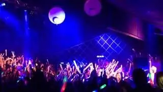 CLMD - Black Eyes & Blue @ Sentrum Scene