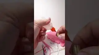 How-to create a bead from recycled paper and resin, tutorial