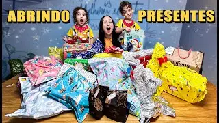 ABRINDO PRESENTES DE ANIVERSÁRIO DOS GÊMEOS!