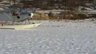 idrovolante decollo atterraggio sulla neve.avi